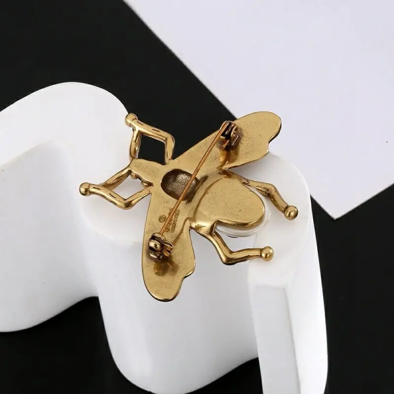 gucci brooches pour femme s_12526b01